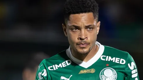 Vitor Roque corre risco de perder a reta final do Brasileirão – Foto: Joisel Amaral/AGIF.