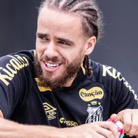 Vojvoda identifica novo problema em Billal Brahimi e argelino fica sem espaço no Santos