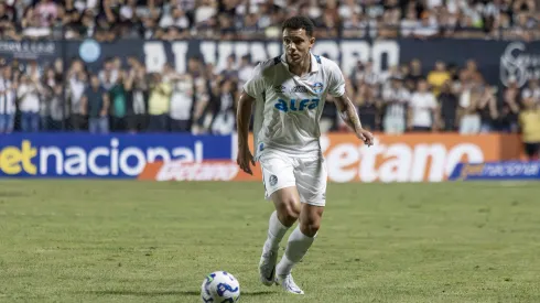MG – SAO JOAO DEL REI – 12/03/2025 – COPA DO BRASIL 2025, ATHLETIC CLUB X GREMIO – Viery jogador do Gremio durante partida contra o Athletic Club no estadio Joaquim Portugal pelo campeonato Copa Do Brasil 2025. Foto: Lucas Gabriel Cardoso/AGIF