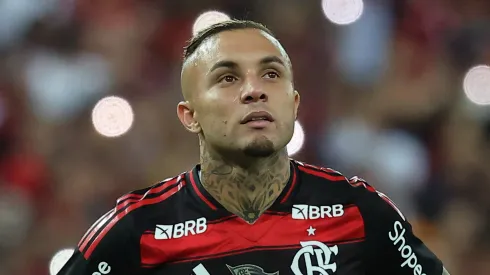 Everton Cebolinha, atacante do Flamengo em partida pelo campeonato brasileiro (Foto: Wagner Meier/Getty Images)