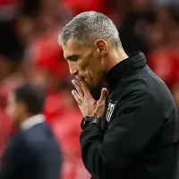 Internacional domina, marca com Alan Patrick e Vojvoda sai irritado após primeiro tempo apático do Santos