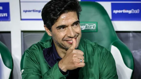 Treinador deu a sua opinião – Foto: Fabio Giannelli/AGIF.