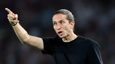 Filipe Luís escala o atleta poucas vezes. Photo by Buda Mendes/Getty Images