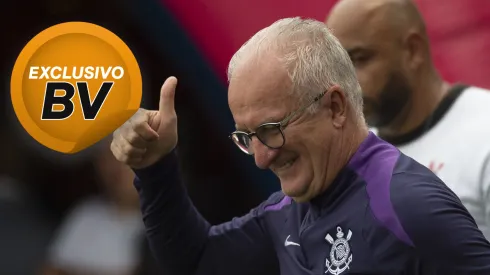 Dorival Júnior técnico do Corinthians durante partida contra o Bragantino no estádio Cícero De Souza Marques pelo campeonato Brasileiro A 2025. Foto: Anderson Romão/AGIF