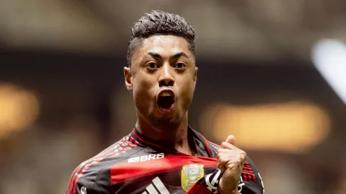 BH comemorando o gol que manteve o Fla invicto na Arena MRV