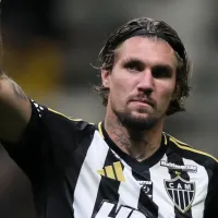 Lyanco de saída do Atlético-MG após discussão com torcedor é negado por Jorge Nicola