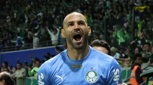 Weverton, goleiro do Palmeiras em partida pelo campeonato brasileiro (Foto: Alexandre Schneider/Getty Images)