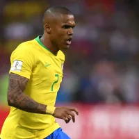 Douglas Costa decide voltar ao Grêmio para apagar a imagem ruim na última passagem pelo Clube