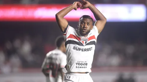 SP – SAO PAULO – 14/09/2025 – BRASILEIRO A 2025, SAO PAULO X BOTAFOGO – Luan jogador do Sao Paulo durante partida contra o Botafogo no estadio Morumbi pelo campeonato Brasileiro A 2025. Foto: Alan Morici/AGIF