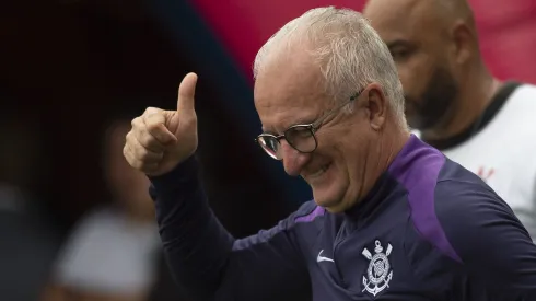 Dorival Júnior quer reforços no Corinthians para 2026.
