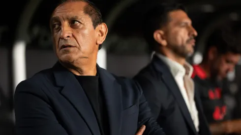 Ramon Diaz, técnico do Internacional, durante partida contra o Vasco no estadio Sao Januario pelo campeonato Brasileiro A 2025. Foto: Jorge Rodrigues/AGIF