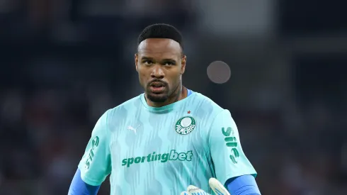 Carlos Miguel durante partida entre LDU x Palestra