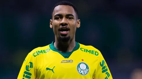 Allan, meia do Palmeiras