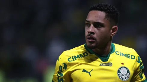 Vitor Roque, atacante do Palmeiras
