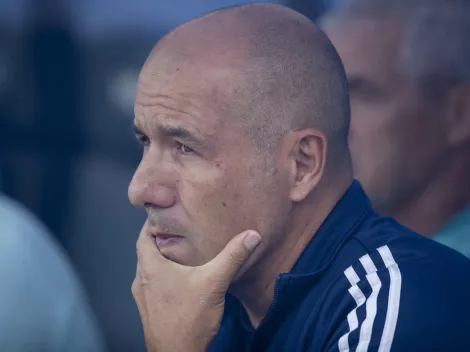 Decisões de Leonardo Jardim não surtem efeito em empate do Cruzeiro