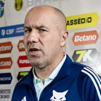 Leonardo Jardim manda recado ao Corinthians sobre Kaio Jorge e deixa mistério no ar