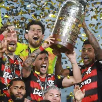 Flamengo desembarca no Brasil e Nação começa festa que promete parar o RJ