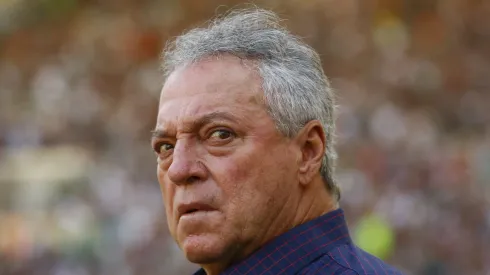 Abel Braga, treinador do Internacional atuando em partida pelo campeonato brasileiro (Foto: Wagner Meier/Getty Images)