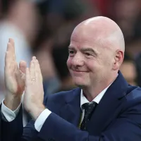 Gianni Infantino, presidente da FIFA, parabeniza Flamengo pelo título da Copa Libertadores de 2025