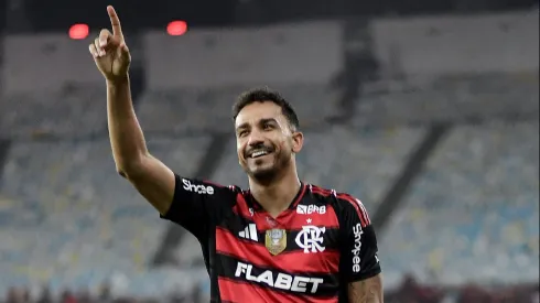 RJ – RIO DE JANEIRO – 21/05/2025 – COPA DO BRASIL 2025, FLAMENGO X BOTAFOGO-PB – Danilo jogador do Flamengo durante partida contra o Botafogo-PB no estadio Maracana pelo campeonato Copa Do Brasil 2025. Foto: Thiago Ribeiro/AGIF