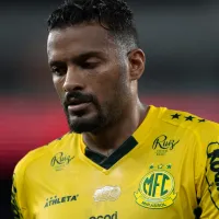 Reinaldo vira ‘dor de cabeça’ no Mirassol e tem presença incerta contra Vasco; veja os desfalques