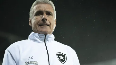 RJ – RIO DE JANEIRO – 27/06/2023 – LUIS CASTRO, TECNICO DO BOTAFOGO – Luis Castro, tecnico do Botafogo, no Engenhao, na temporadas de 2022 e 2023. Durante Foto: Jorge Rodrigues/AGIF