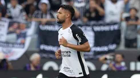 Raniele jogador do Corinthians durante partida contra o Botafogo – Foto: Joisel Amaral/AGIF