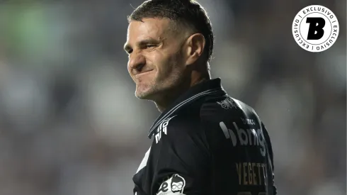 Pablo Vegetti permanece em baixa no Vasco – Foto: Jorge Rodrigues/AGIF