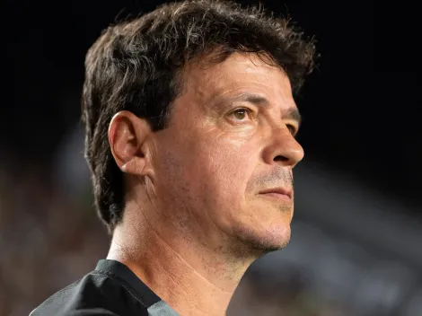 Diniz ignora retornos e mantém time para Vasco x Mirassol