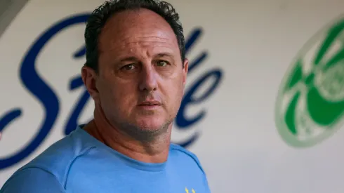 RS – CAXIAS DO SUL – 28/11/2025 – BRASILEIRO A 2025, JUVENTUDE X BAHIA – Rogerio Ceni tecnico do Bahia durante partida contra o Juventude no estadio Alfredo Jaconi pelo campeonato Brasileiro A 2025. Foto: Luiz Erbes/AGIF