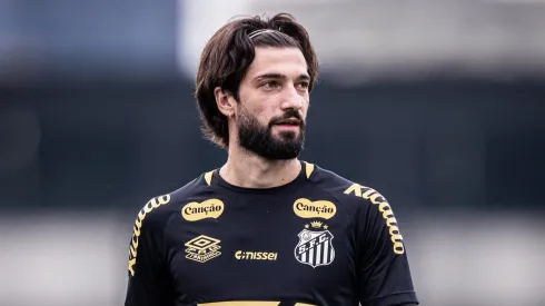 Lautaro Díaz entra na vaga de Tiquinho Soares contra o Juventude