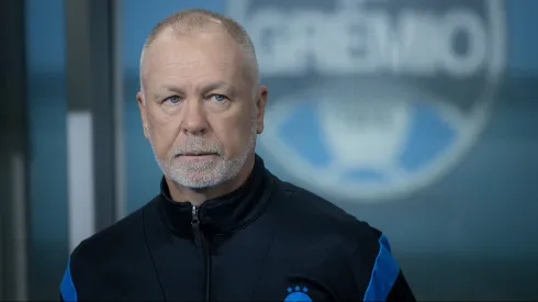 Mano Menezes desabafou sobre possível saída do Grêmio.