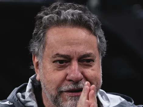 São Paulo proíbe torcedores de entrarem com artigos contra Casares