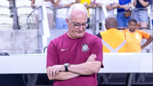 Dorival técnico do Corinthians durante partida contra o Fortaleza – Foto: Baggio Rodrigues/AGIF