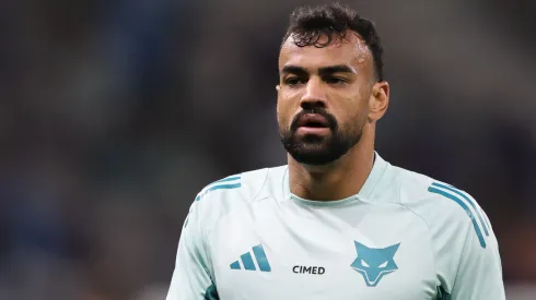 Zagueiro deu a sua opinião – Foto: Gilson Lobo/AGIF.