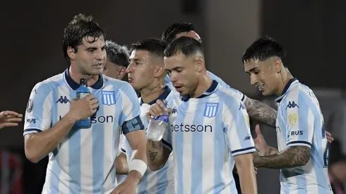 Santiago Sosa, volante do Racing, da Argentina – Foto: Dhavid Normando/Getty Images