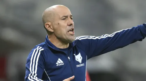 Leonardo Jardim, técnico do Cruzeiro em partida pelo campeonato brasileiro (Foto: Pedro Vilela/Getty Images)