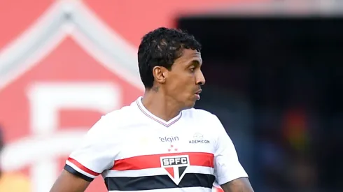 Luiz Gustavo, jogador do São Paulo – Foto: Jhony Pinho/AGIF