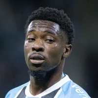 Grêmio recebe sondagens para vender titular e Amuzu pode deixar o clube