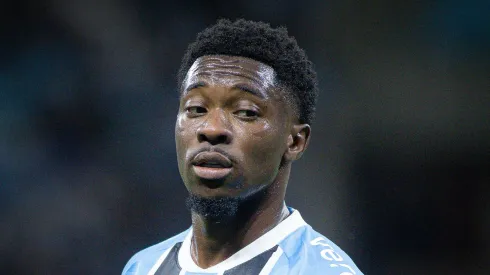 Amuzu pelo Grêmio. Foto: Maxi Franzoi/AGIF