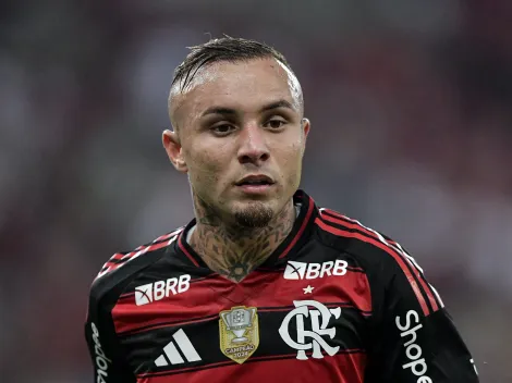 Everton Cebolinha recebe elogios da torcida após vitória do Flamengo sobre o Cruz Azul