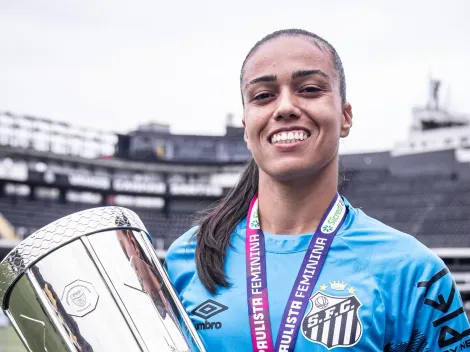 Karen dá adeus ao Santos em mensagem nas redes sociais