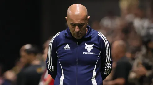 Leonardo Jardim no comando do Cruzeiro – Foto: Gilson Lobo/AGIF