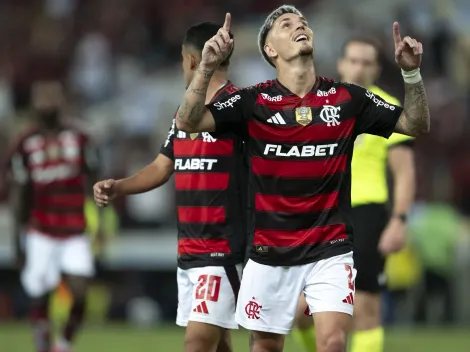 Varela deixa em aberto futuro no Flamengo e abre o coração sobre voltar ao Peñarol