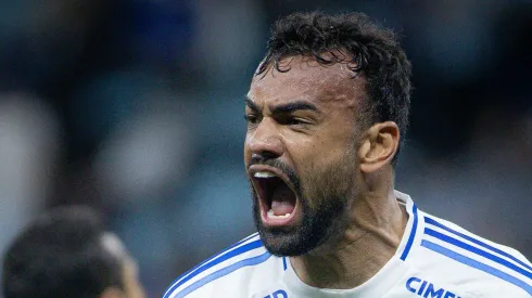 Fabrício Bruno é alvo de proposta de clube da Premier League.