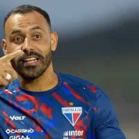 Santos conta com aval de Vojvoda e abre conversas para a contratação de Moisés, do Fortaleza