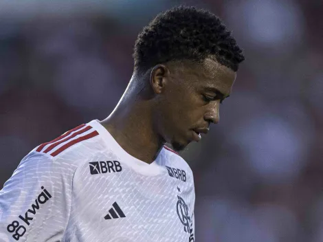 Carlinhos mal retorna ao Flamengo e José Boto planeja nova saída