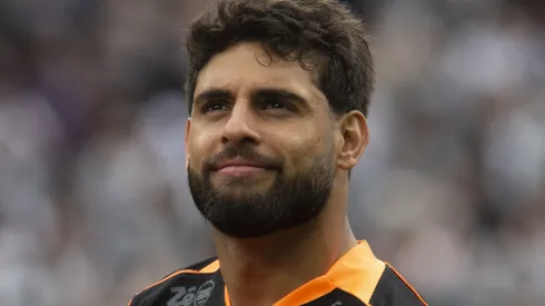 Yuri Alberto saiu com dores no jogo de ida da semifinal da Copa do Brasil.