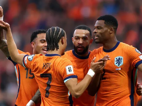 Xavi Simons viraliza ao aparecer com uniforme do Corinthians