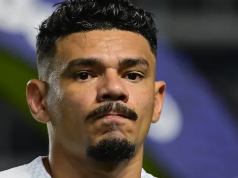 Atacante não deu certo no Santos, e saída poderá acontecer